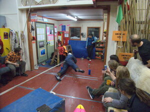 During the midwinter week we take the opportunity to construct numerous entertainments for the group: this is the legendary Fuchs bungee bar!